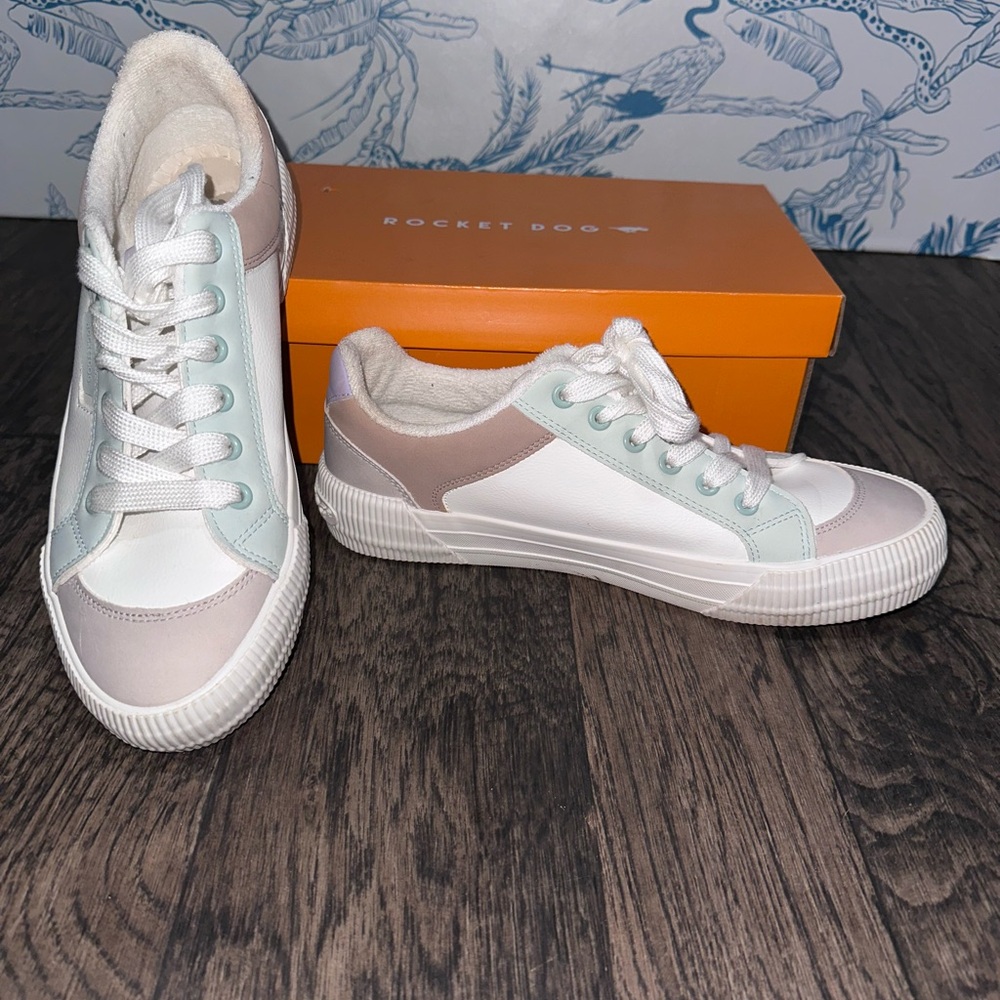 Rocket Dog Women's White, Lavender,Teal and Cream Sneakers